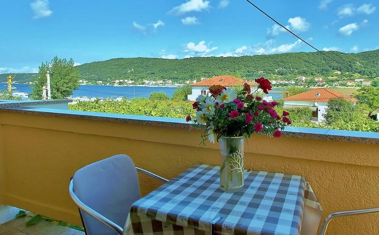 Apartments By The Sea Supetarska Draga - Donja, Rab - 4954