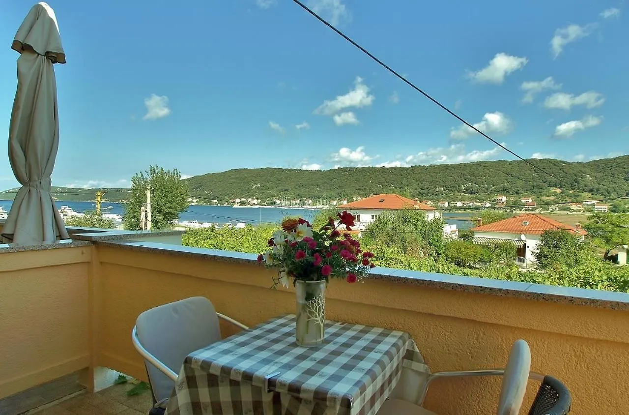 Apartments By The Sea Supetarska Draga - Donja, Rab - 4954
