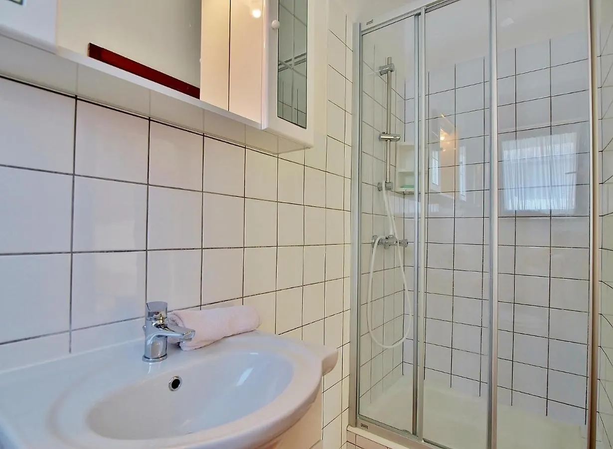 Apartments By The Sea Supetarska Draga - Donja, Rab - 4954